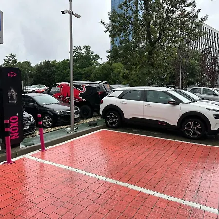 Freedom Centre アパート *